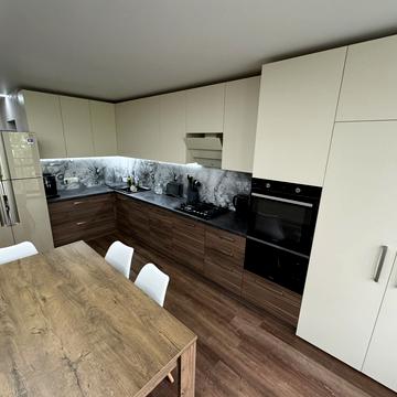 Панянка вул., 1а