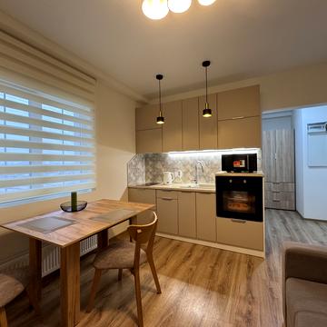 Михайла Максимовича вул. (Онуфрія Трутенка), 24-Г