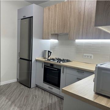 Свободи вул., 3-С