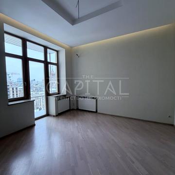 Круглоуніверситетська вул., 14