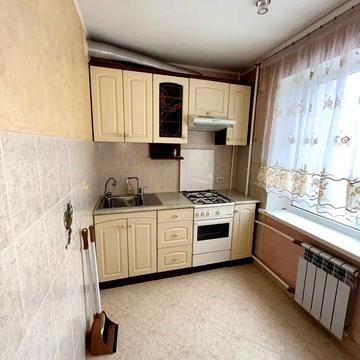 Сергія Корольова вул., 4