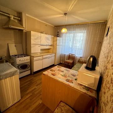 Мануйлівський просп. (Воронцова), 25