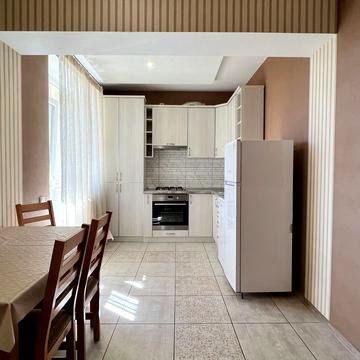 Гетьмана Мазепи вул., 35б