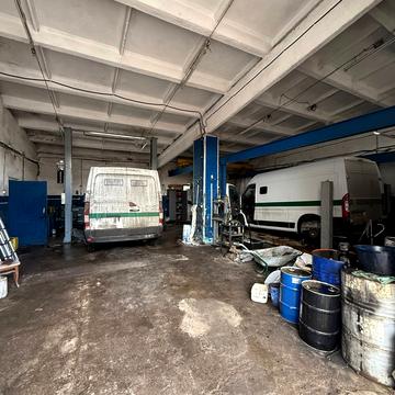 Польова вул., 10