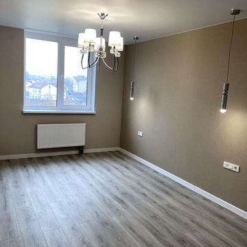 Одеська вул., (Будинок 2)