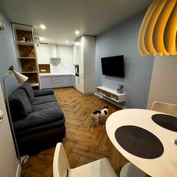 Нижньоключова вул., 14