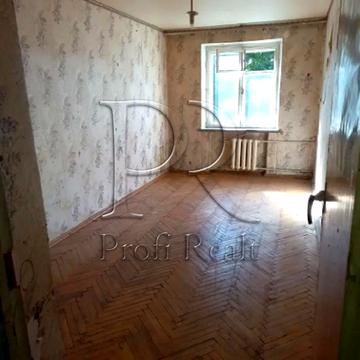 Святошинська вул., 40