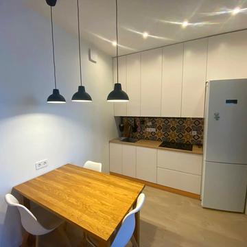 Микільсько-Слобідська вул., 3-Б