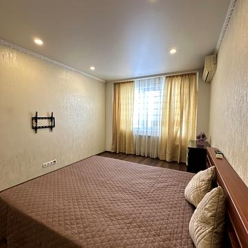 Райдужна вул., 16