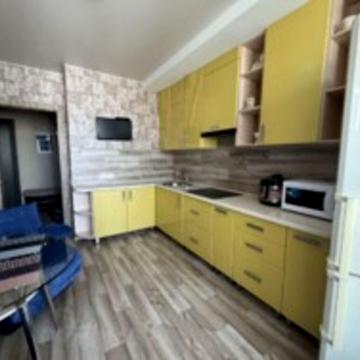 Європейського Союзу просп. (Правди), 45-А