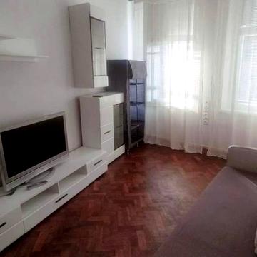 Шептицьких вул., 27