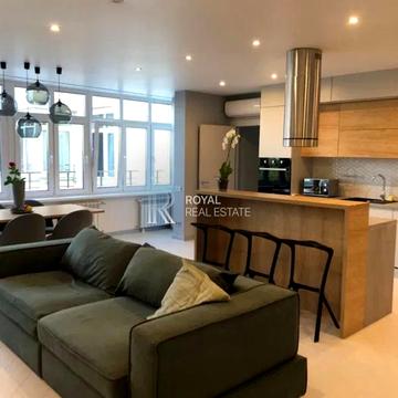 Митрополита Василя Липківського вул. (Урицького), 37-Б