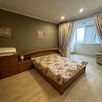 Зоопаркова вул., 17в