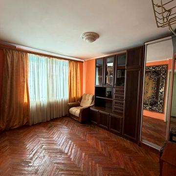 Івана Пулюя вул., 4