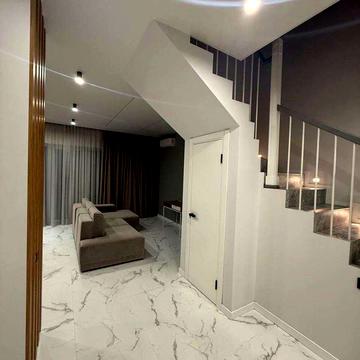 Печерська вул., 35