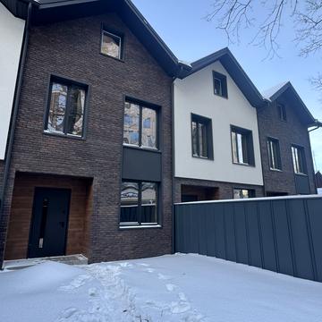 Київська вул., 73