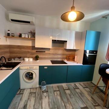 Академіка Сахарова вул., 9