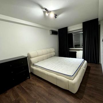 Берестейський просп. (Перемоги), 12