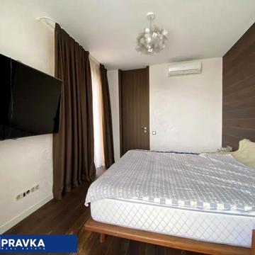 Володимира Рутківського вул. (Віри Інбер), 5