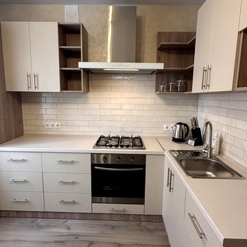 Князів Коріатовичів пров. (Свердлова), 116