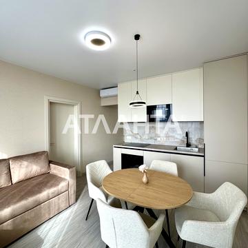 Літературна вул., 10-Б