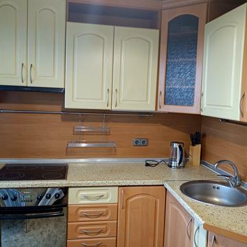 Академіка Єфремова вул. (Командарма Уборевича), 17