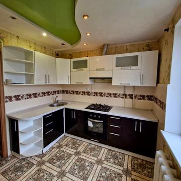 5-й Зарічний мікрорайон вул., 37