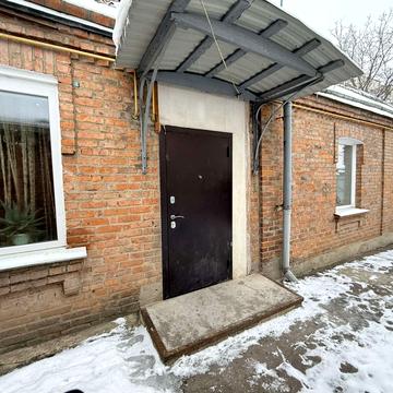 Учительський пров., 14