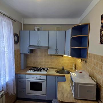 Межова вул., 15