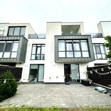 Журавлина, 12