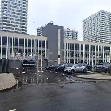 Європейського Союзу просп. (Правди), 17