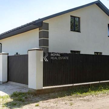 Центральна вул.