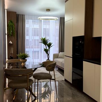 Дениса Січинського вул., (Будинок 4)