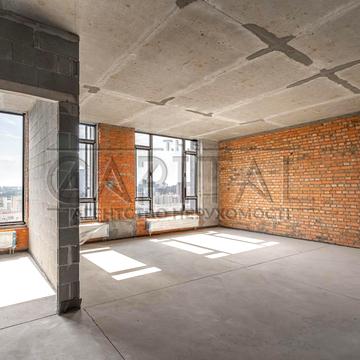 Василя Тютюнника вул. (Анрі Барбюса), 43