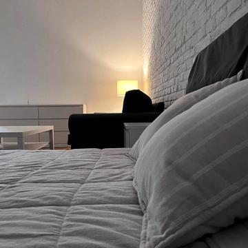 Шептицьких вул., 10