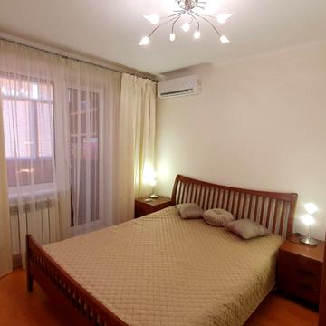 Оболонський просп., 18-Б