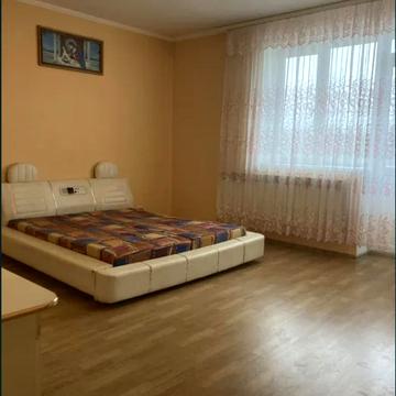 Богдана-Ігора Антонича вул., 3