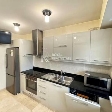 Володимира Івасюка просп. (Героїв Сталінграду), 53-Б