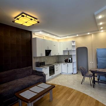 Василя Тютюнника вул. (Анрі Барбюса), 37/1