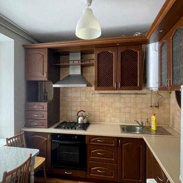 Лесі Українки бульв., 20