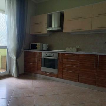 Михайла Гришка вул., 9