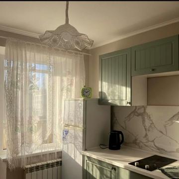 Фестивальний пров., 12