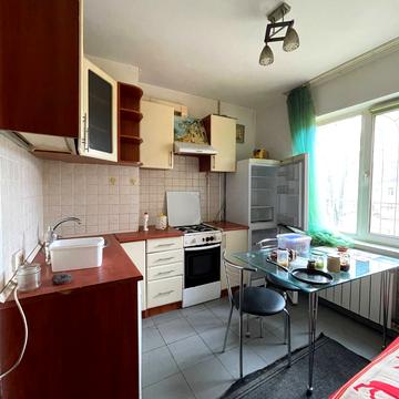 Академіка Корольова вул., 43а