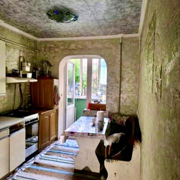 Академіка Заболотного вул., 37