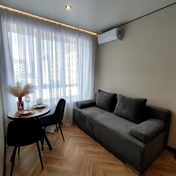 Соборна вул., (Будинок 28)