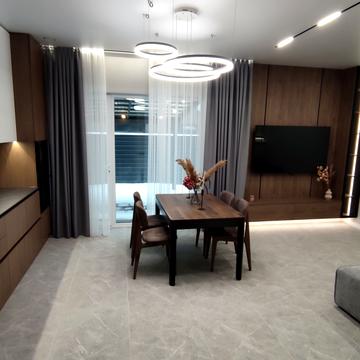 Полтавська вул., 21