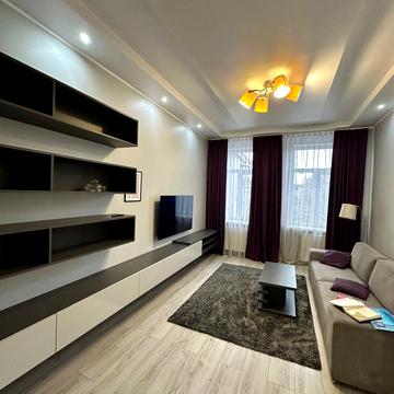 Городоцька вул., 25