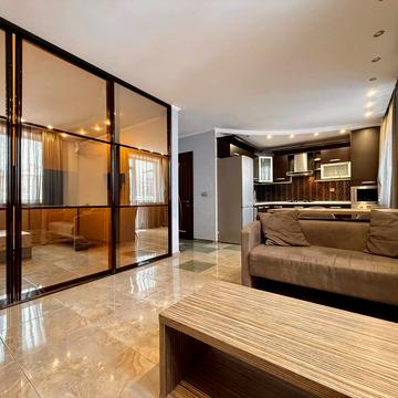 Марійки Підгірянки вул., 14а