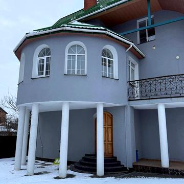 Олександра Козловського вул., 2