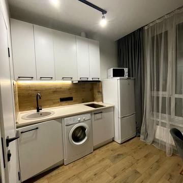 Столичне шосе, 1